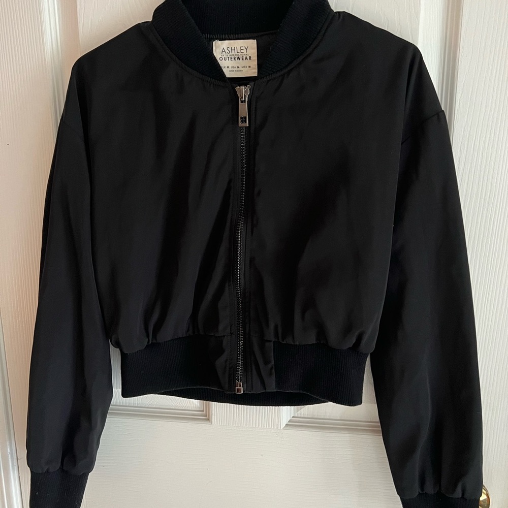 Cute Cropped Black bomber Jacket